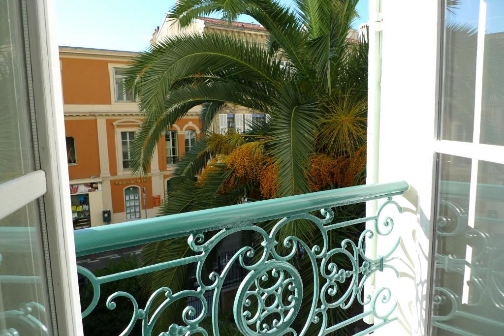 Maison D'hotes Emma Tiranty Affittacamere *