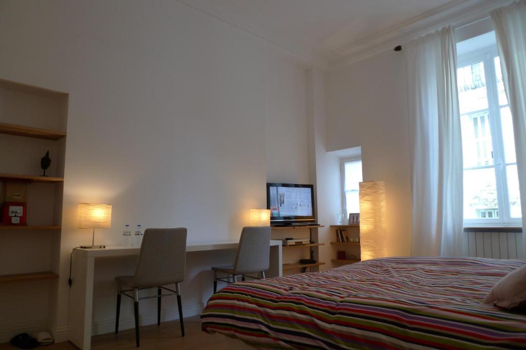 Maison D'hotes Emma Tiranty *