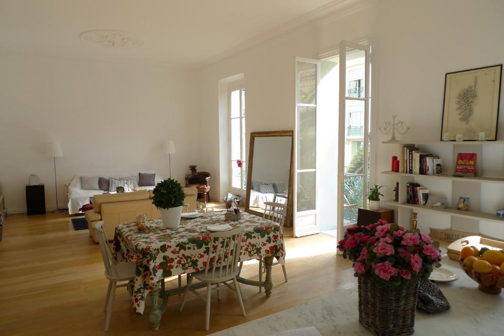 Affittacamere Maison D'hotes Emma Tiranty Nizza